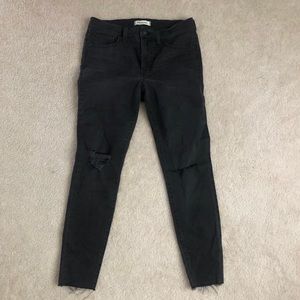 NWOT Madewell 9” Hi-Rise Distressed Black Jeans 28